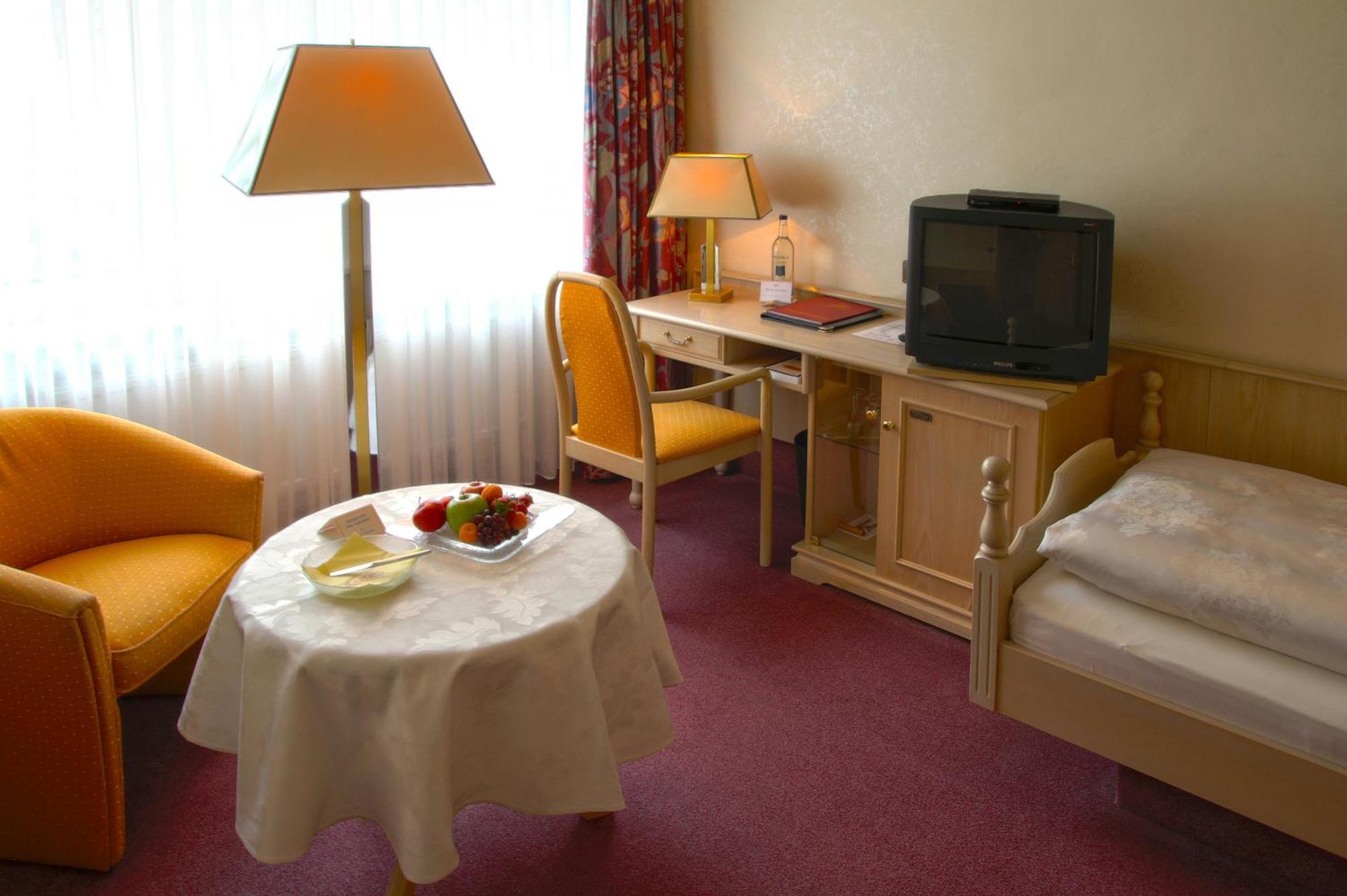 Rueters Parkhotel Віллінген Номер фото